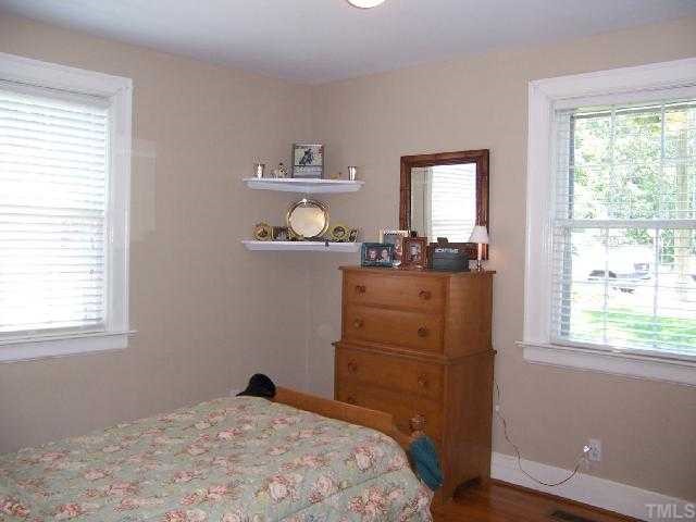 706 Dixie Trail Raleigh, NC 27607 - Photo 8 of 12