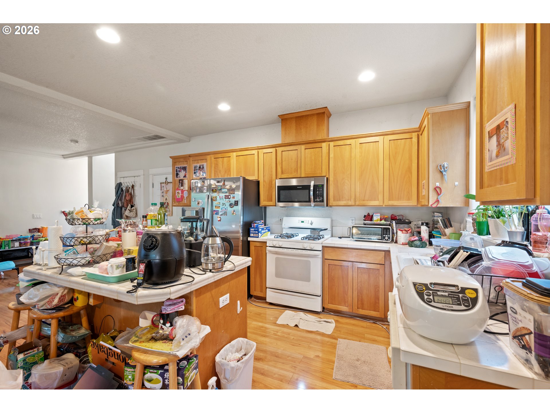19230 Southwest Rosedale Court Beaverton, OR 97007 - Photo 12 of 41 Gallery Image 12