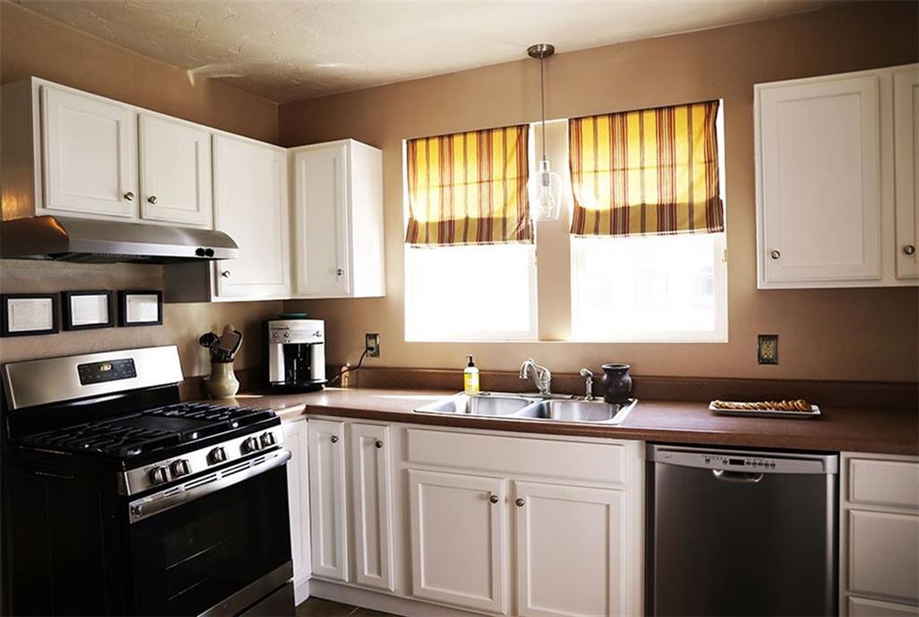 74 East Pike Road Indiana, PA 15701 - Photo 7 of 23 Kitchen