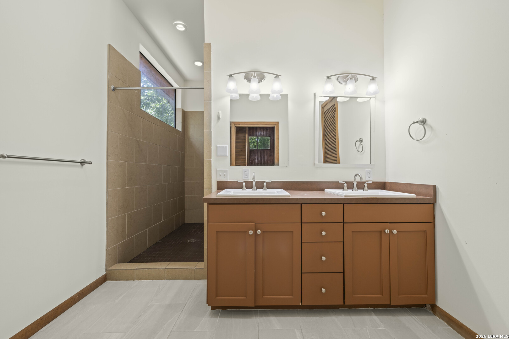 800 Leonard Street Austin, TX 78705 - Photo 15 of 60