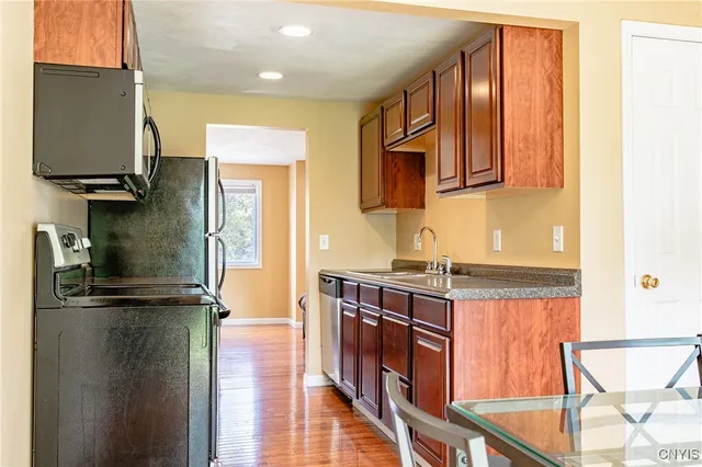 $13,900,000 | 205-274 Robert Drive, Syracuse, NY 13210