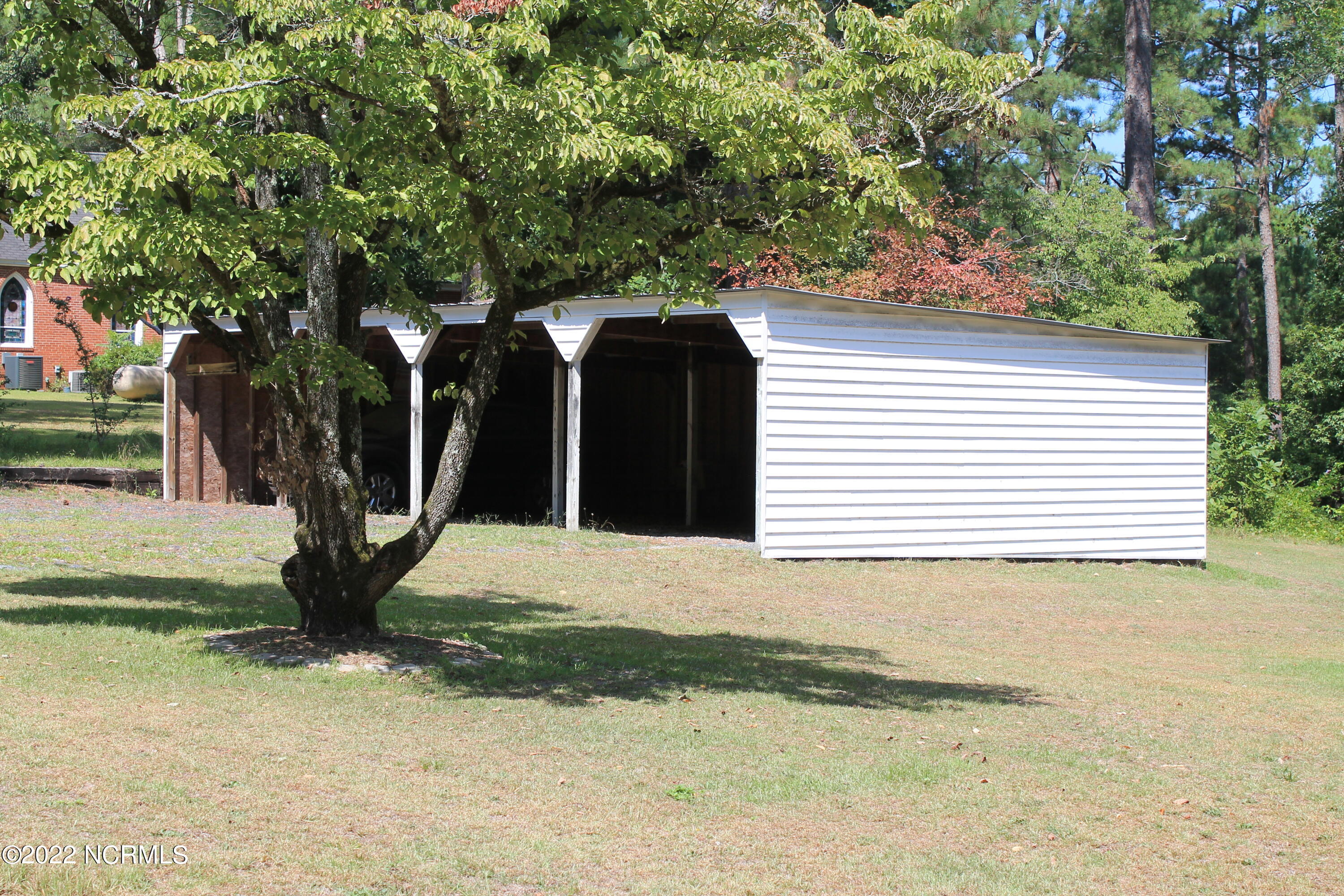 356 Camp Easter Road Carthage, NC 28327 - Photo 5 of 38 3