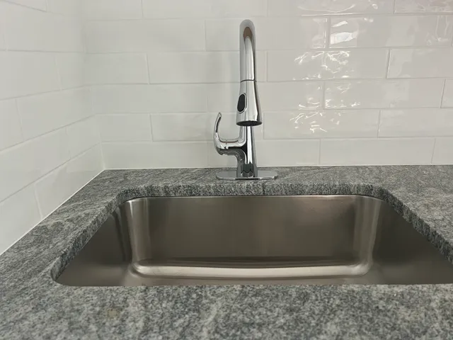 $1,900 | 63 Churchill Street, Fairfield, CT 06824