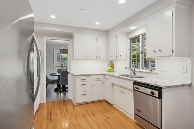 $599,900 | 5100 West 70th Street, Edina, MN 55439