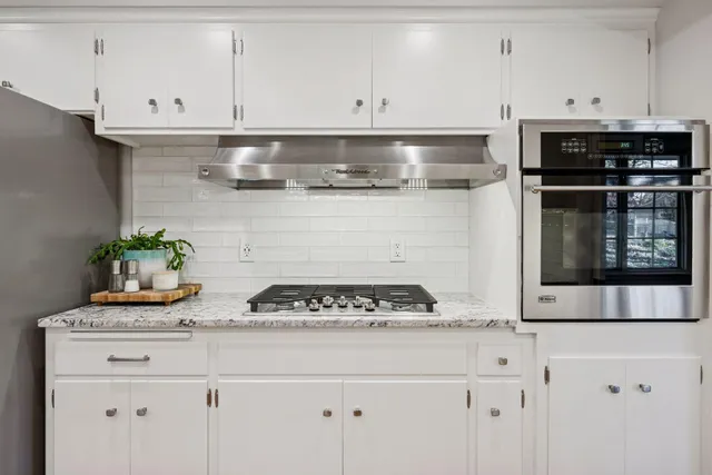 $599,900 | 5100 West 70th Street, Edina, MN 55439