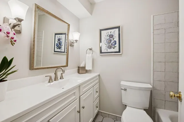 $599,900 | 5100 West 70th Street, Edina, MN 55439