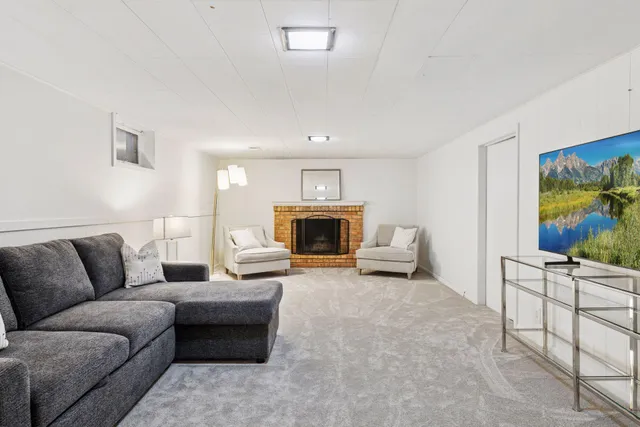 $599,900 | 5100 West 70th Street, Edina, MN 55439