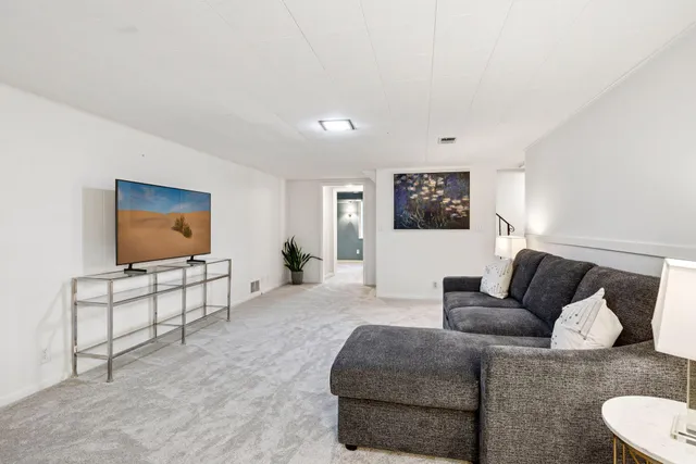 $599,900 | 5100 West 70th Street, Edina, MN 55439