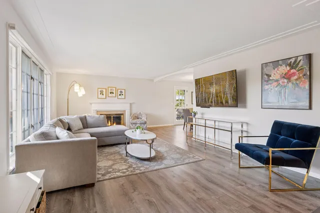 $599,900 | 5100 West 70th Street, Edina, MN 55439