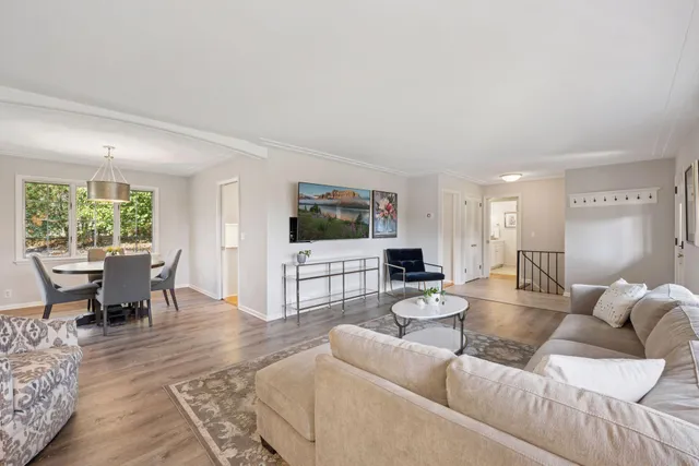 $599,900 | 5100 West 70th Street, Edina, MN 55439