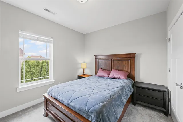 $290,000 | 3019 East Stillwater Landing, Urbana, IL 61802