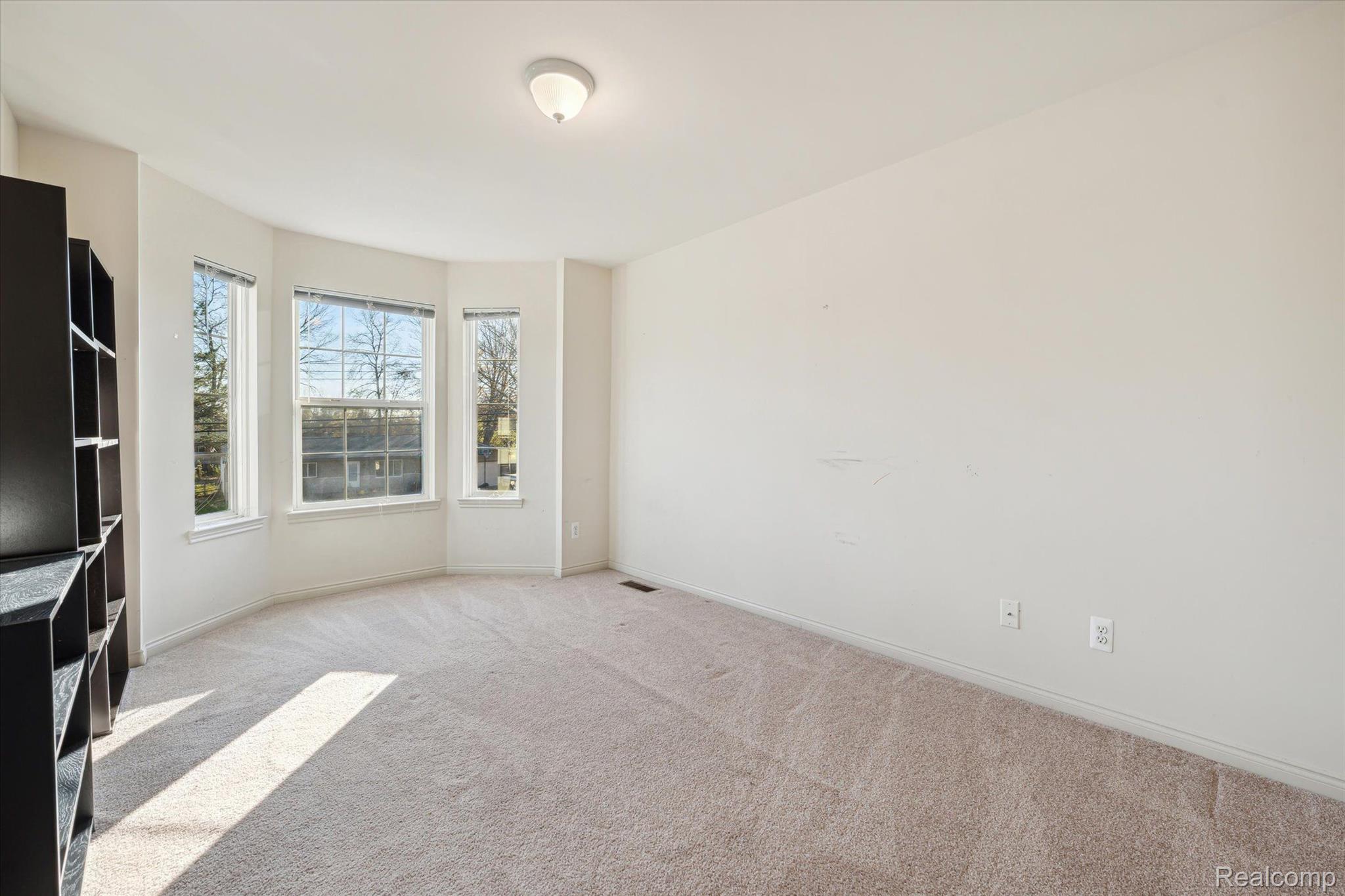 205 Eastlawn Drive Rochester, MI 48307 - Photo 30 of 46 Gallery Image 30