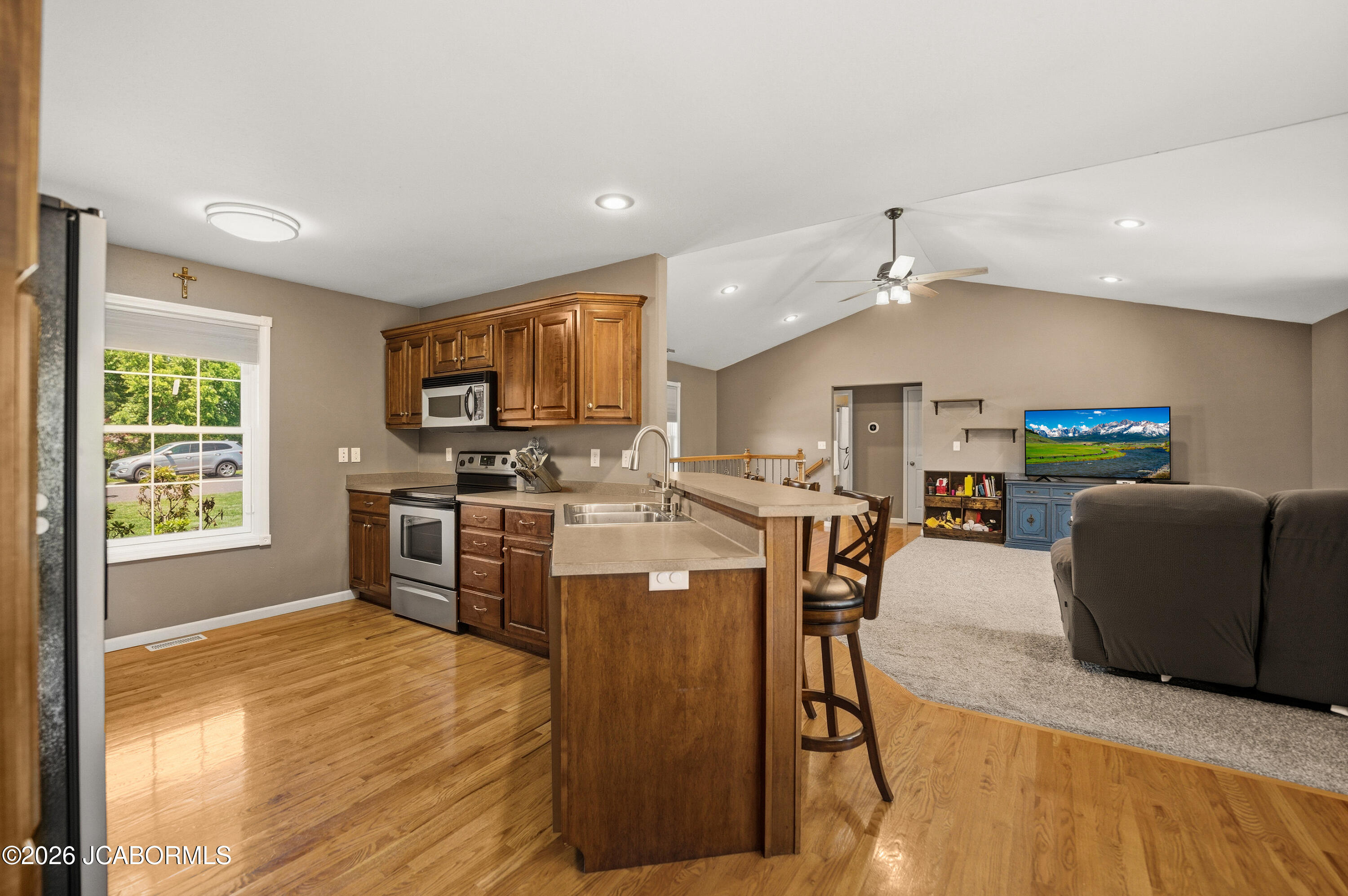 1205 Choctaw Ridge Drive Holts Summit, MO 65043 - Photo 9 of 50