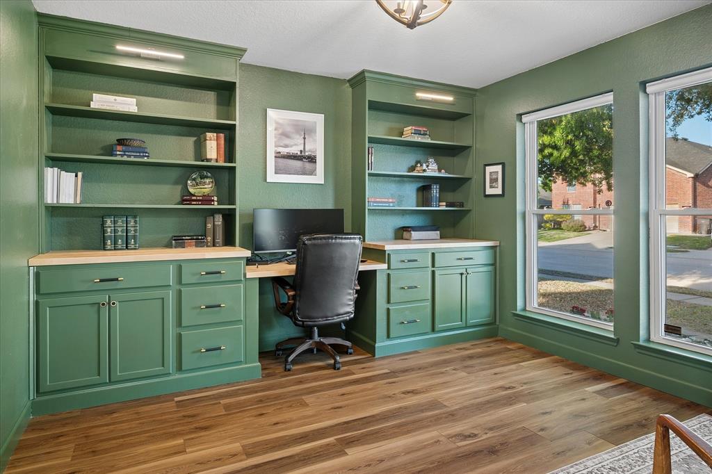 13837 High Mesa Road Fort Worth, TX 76262 - Photo 2 of 25 a view of a workspace with furniture