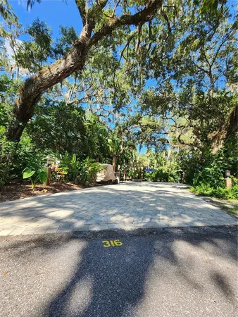 $220,000 | 316 Roan (gator Alley) Rd River Ranch, River Ranch, FL 33867