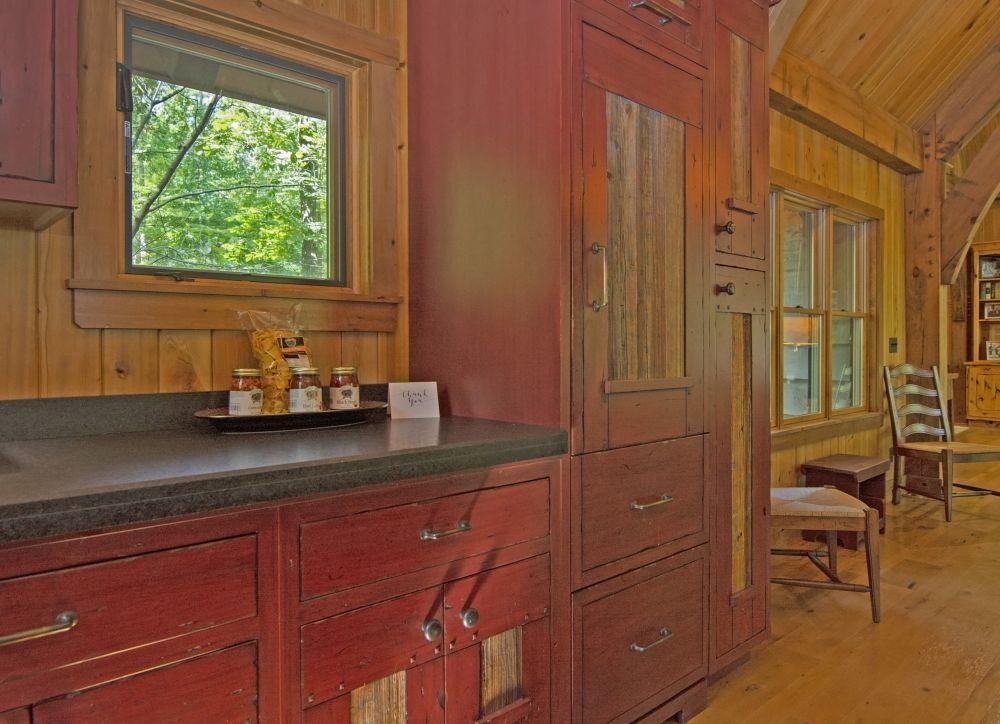 297 Peregrine Rdg Road Victor, WV 25938 - Photo 24 of 69 Gallery Image 24