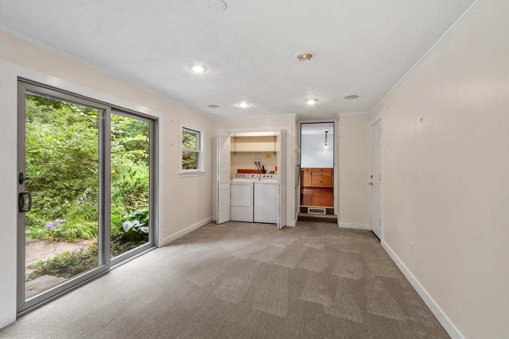 26 Searle Street Georgetown, MA 01833 - Photo 15 of 34 Gallery Image 15