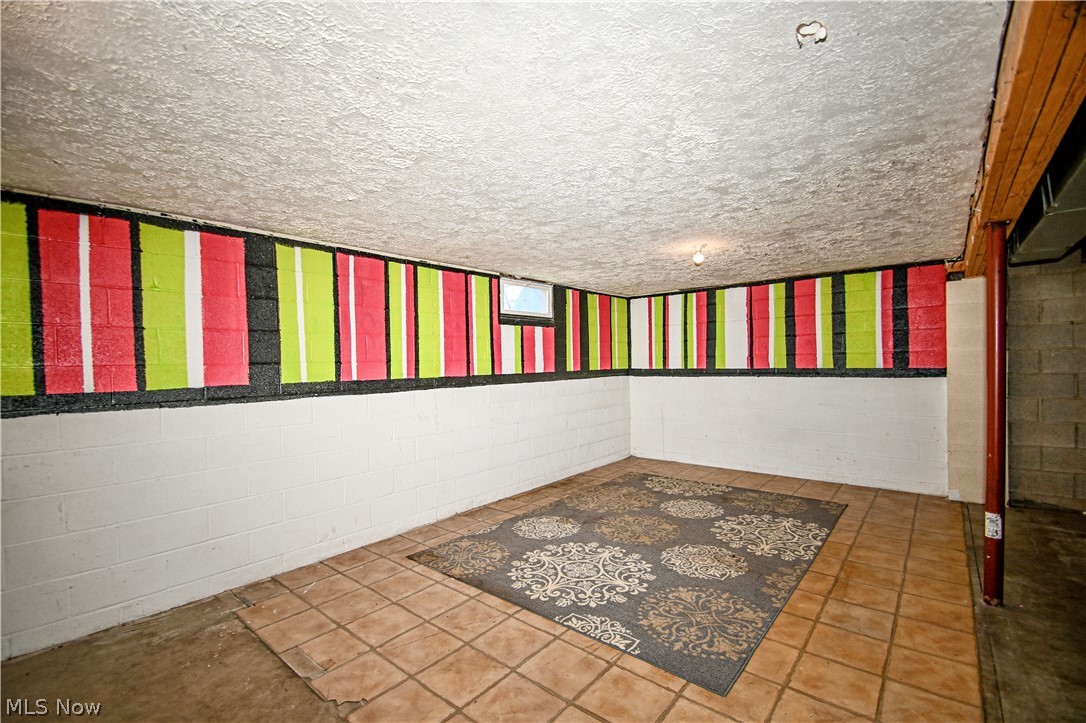 1240 West Waterloo Road Akron, OH 44314 - Photo 19 of 20 Gallery Image 19
