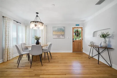 $889,000 | 3105 Jackson Street North, St. Petersburg, FL 33704