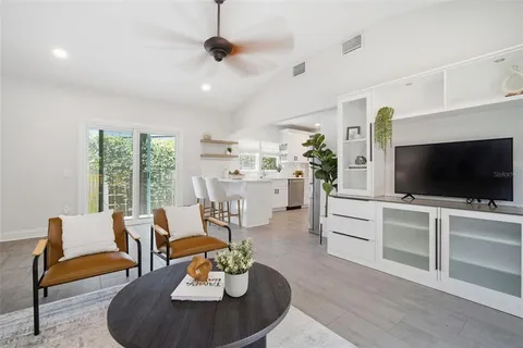 $889,000 | 3105 Jackson Street North, St. Petersburg, FL 33704