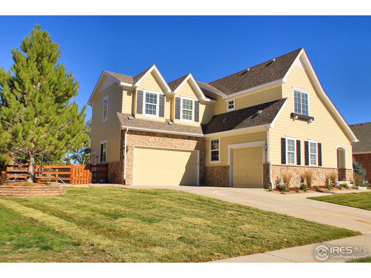4393 Rabbit Mountain Road Broomfield, CO 80020 - Photo 2 of 23 finished 2 car garage + 1 car garage