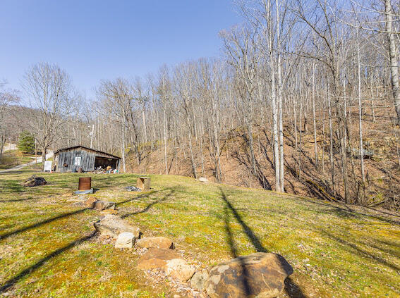 148 Edward Road McKee, KY 40447 - Photo 9 of 31 C46C11FB-73F0-4F71-99C2-98037E4A50E9