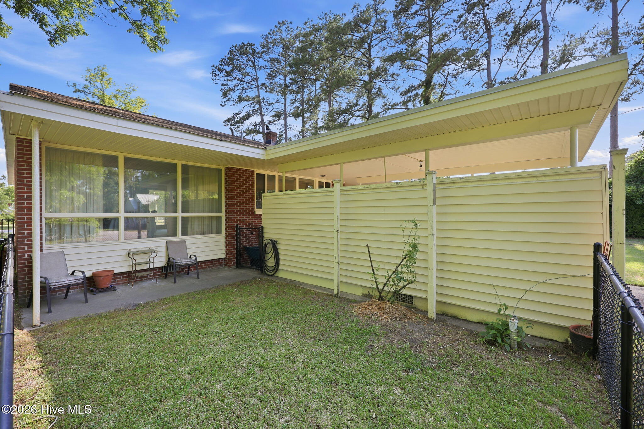1608 Rhem Avenue New Bern, NC 28560 - Photo 37 of 51 37-web-or-mls-0C0A7155