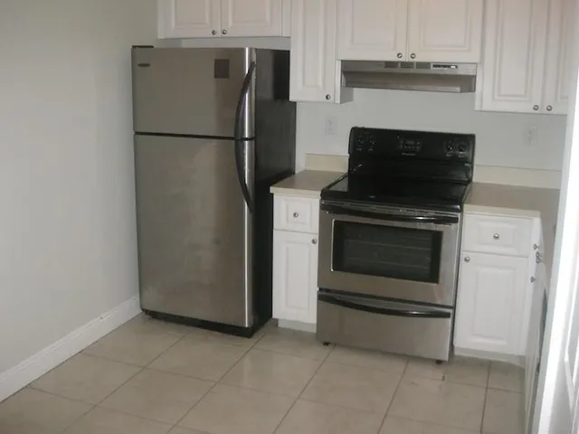 $1,850 | 711 North Pine Island Road, Unit 301, Plantation, FL 33324