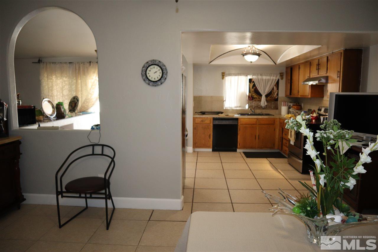 4970 Spring Drive Reno, NV 89502 - Photo 7 of 31 Photo 7