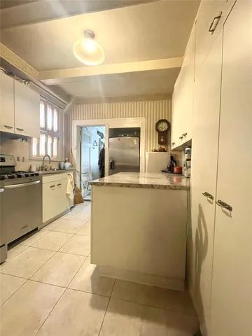 $1,250,000 | 40-05 203rd Street | Auburndale