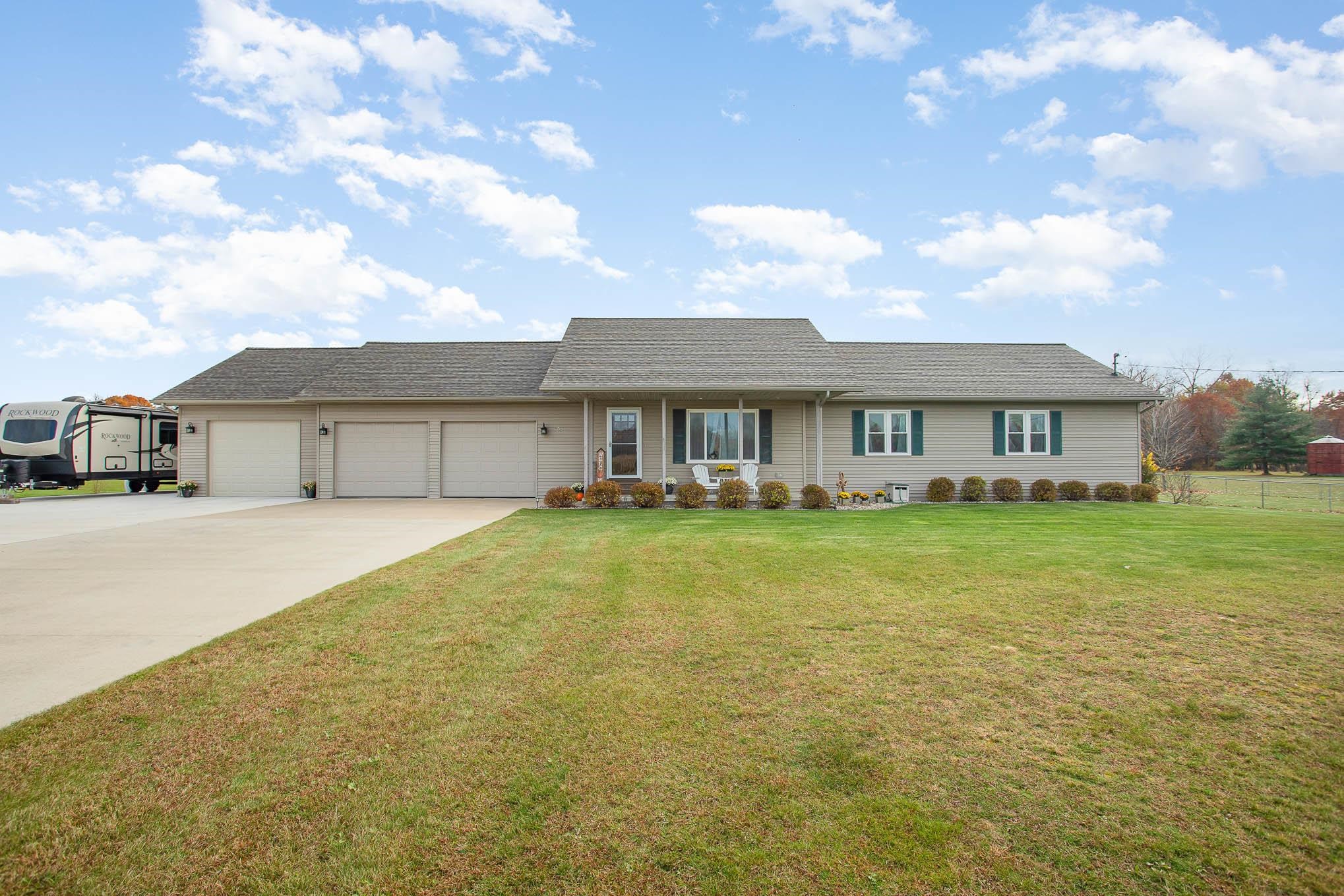 35 South Carter Road Linwood, MI 48634 - Photo 1 of 35