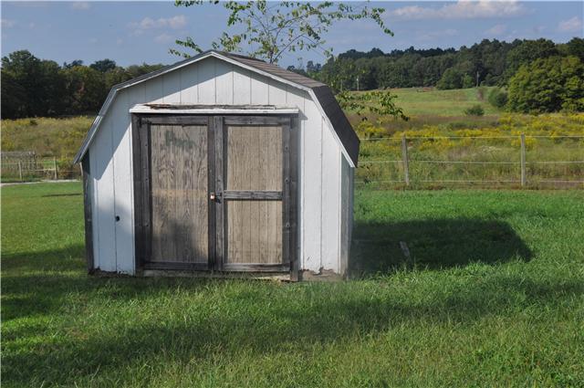 5176 Drake Road Cedar Hill, TN 37032 - Photo 2 of 19 Gallery Image 2