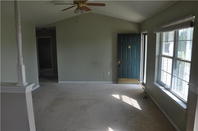 5176 Drake Road Cedar Hill, TN 37032 - Photo 7 of 19 Gallery Image 7