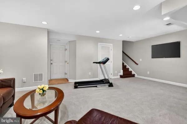 $730,000 | 8057 Samuel Wallis Street, Lorton, VA 22079