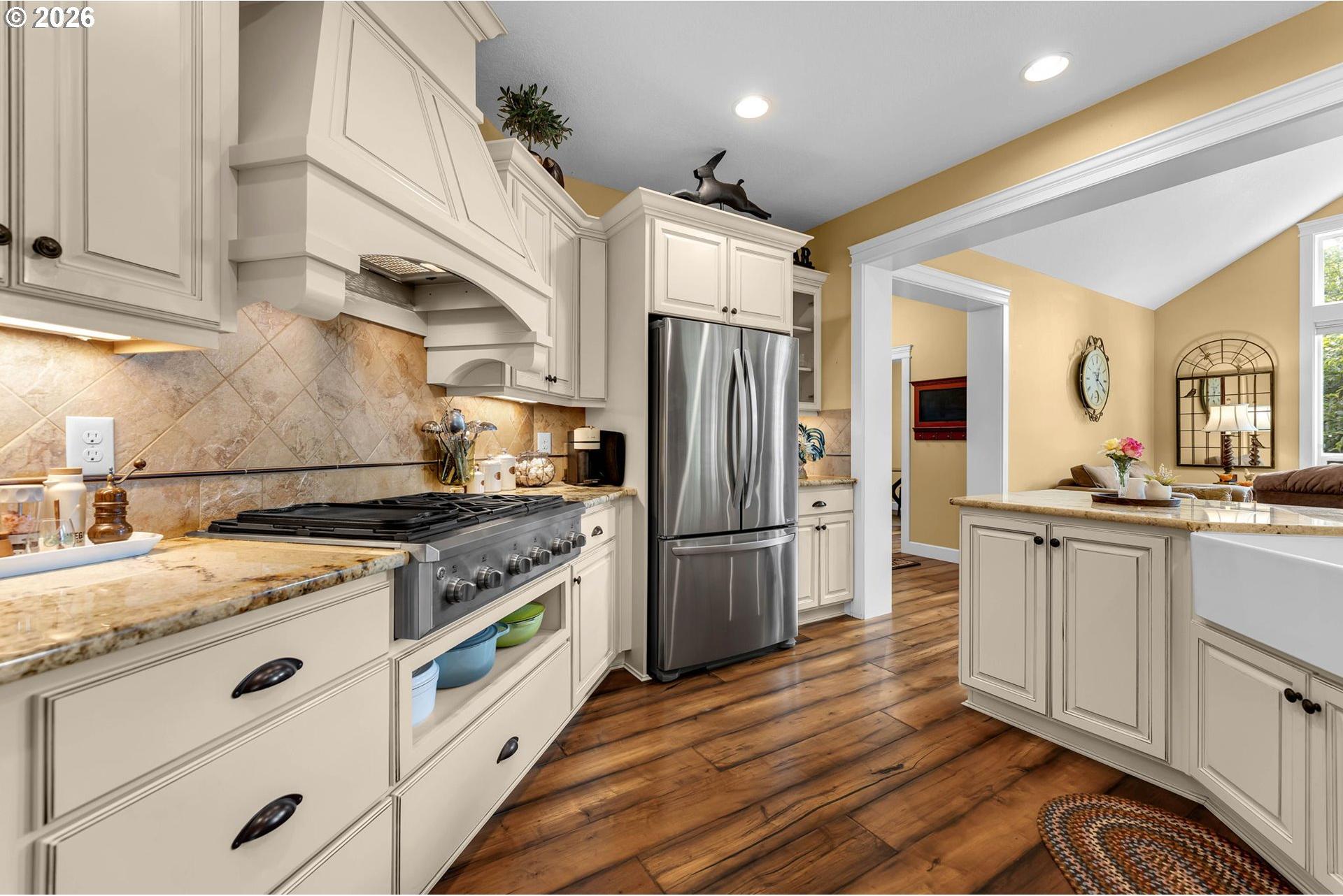 102 Northwest 164th Street Ridgefield, WA 98642 - Photo 6 of 28 Gallery Image 6