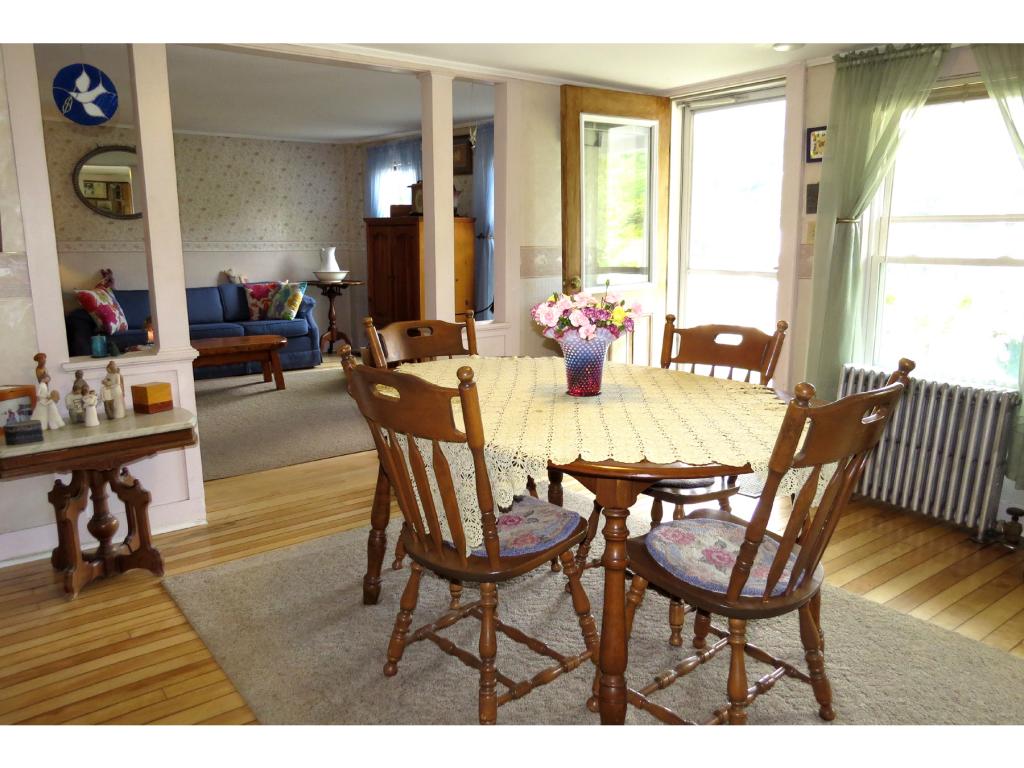 265 River Street Springfield, VT 05156 - Photo 11 of 38