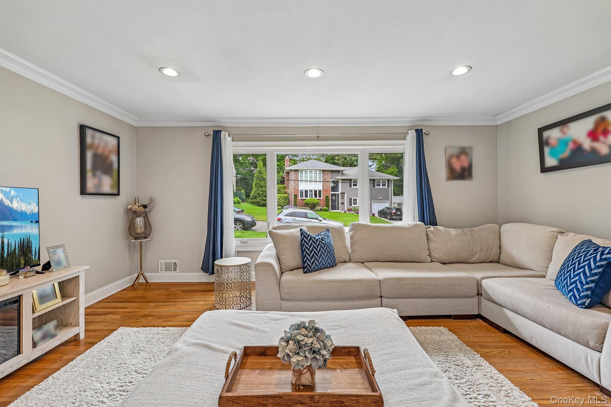 30 Rutledge Road Scarsdale, NY 10583 - Photo 3 of 34