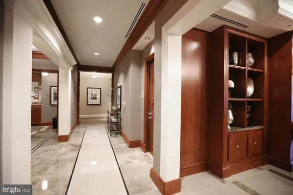 $635,000 | 8220 Crestwood Heights Drive, Unit 1411, McLean, VA 22102