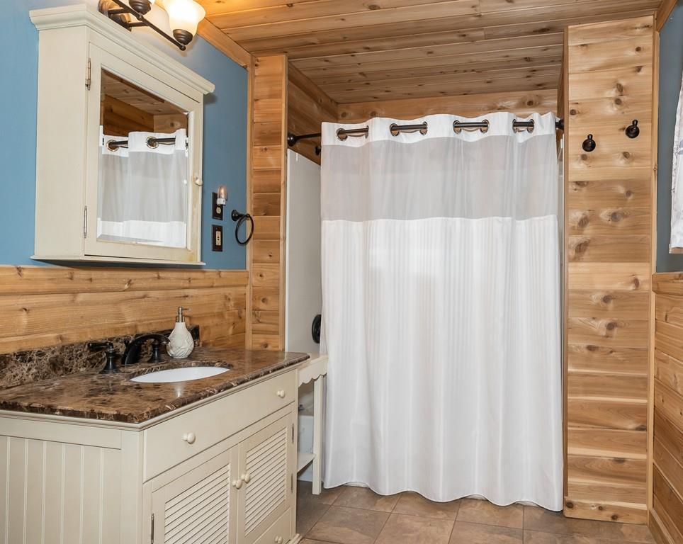 18 North Street Three Rivers, MA 01080 - Photo 33 of 41
