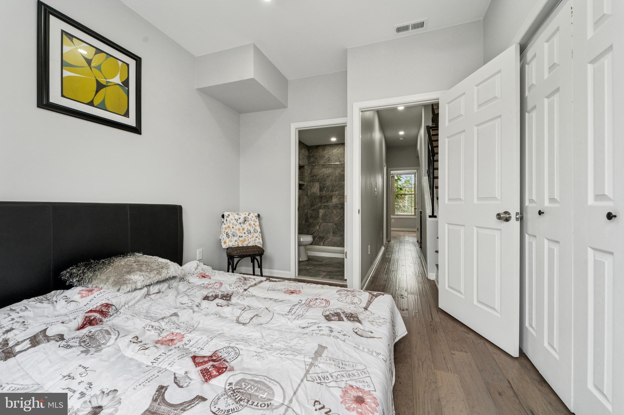 2124 Fernon Street Philadelphia, PA 19145 - Photo 14 of 31