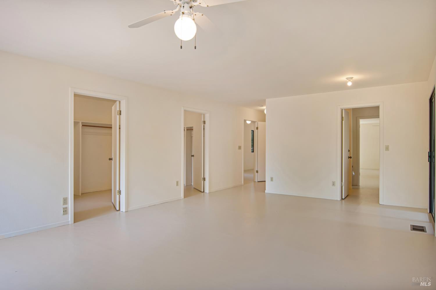 1050 Castle Road Sonoma, CA 95476 - Photo 14 of 32 Gallery Image 14