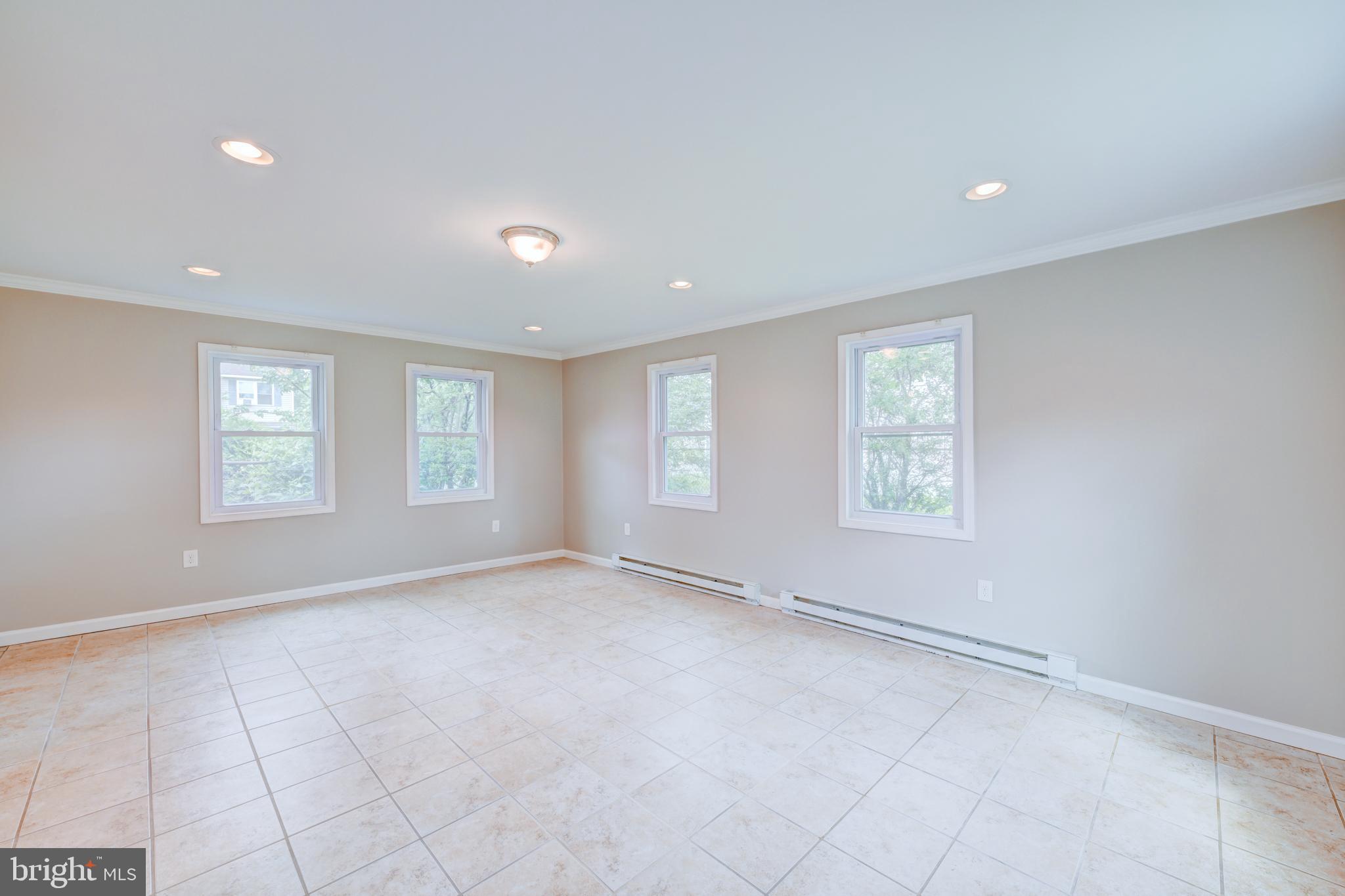 40 Bittersweet Road Levittown, PA 19057 - Photo 10 of 25 Gallery Image 10
