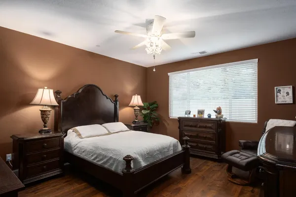 $464,900 | 3132 South Kennedy Street, Visalia, CA 93292