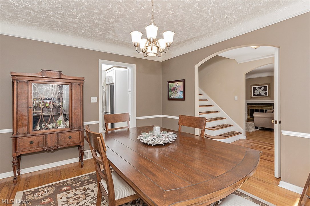 2584 Saybrook Road Cleveland, OH 44118 - Photo 10 of 27 Gallery Image 10