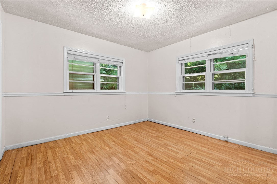 121 Horseshoe Drive Boone, NC 28607 - Photo 17 of 34