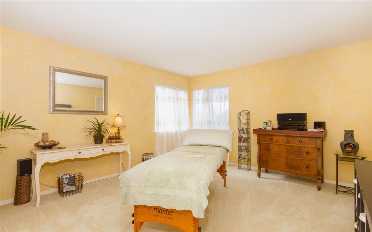 4309 Silver Spring Way Oceanside, CA 92057 - Photo 23 of 25 Large Upstairs Bedroom