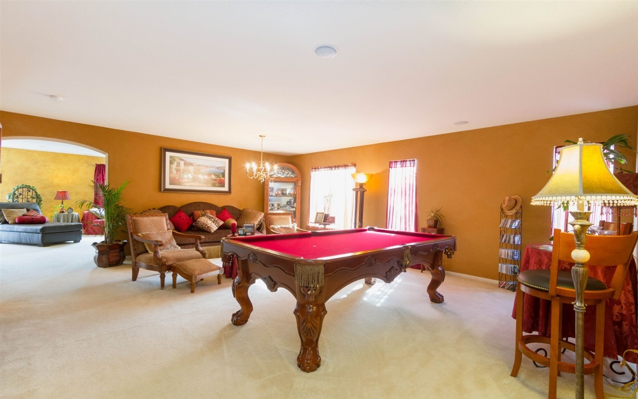4309 Silver Spring Way Oceanside, CA 92057 - Photo 4 of 25 Living and Dinning Room Area. Very Open and Spacious.