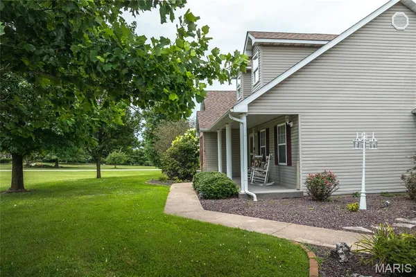 $469,500 | 222 Valley View Drive, Cuba, MO 65453