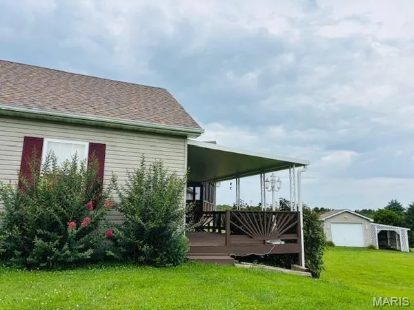 $469,500 | 222 Valley View Drive, Cuba, MO 65453