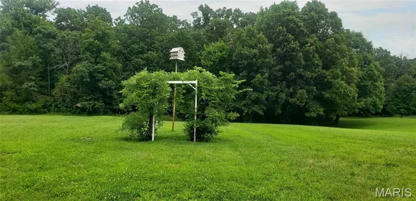 $469,500 | 222 Valley View Drive, Cuba, MO 65453